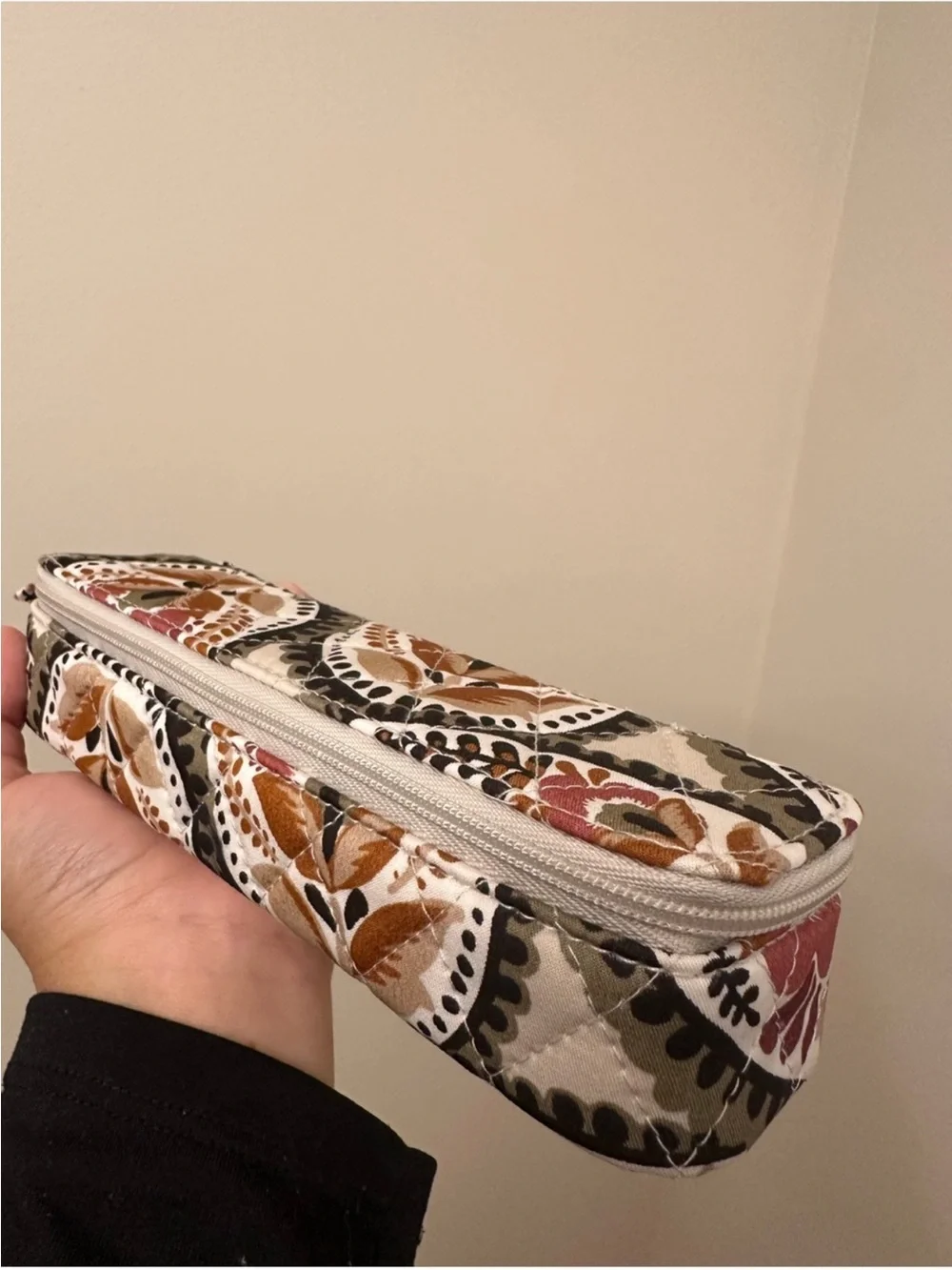 New Vera Bradley Blooming Paisley Multicolor Travel Pill Case Bag